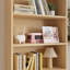 Vitrine en rotin brun clair avec 3 couches, 1 tiroir, 2 portes, H 70,86 po