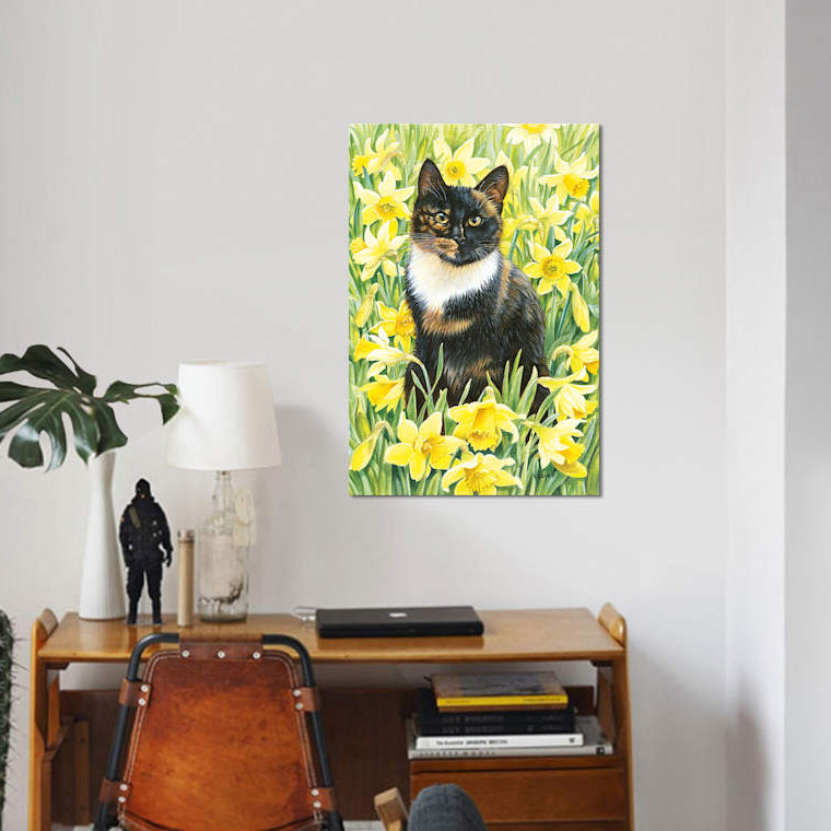 «Motley in Wild Daffodils», impression sur toile, H 40 po x l 26 po x P 1,5 po, Toile tendue, Pas de tapis