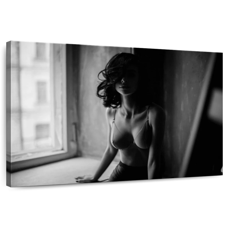Femme séduisante Leisha, H 32 po x l 48 po