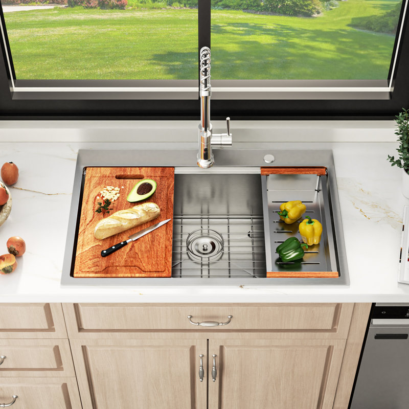 Évier de cuisine à cuve simple encastrable en acier inoxydable 33 po L x 22 po avec accessoires, Argent argent