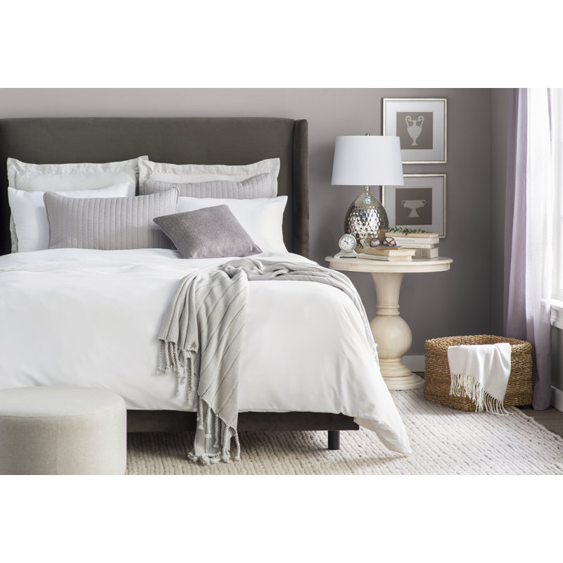 Vilano Springs ® Oversized Duvet Cover Set Microfiber with corner ties and zipper closure, Bright White