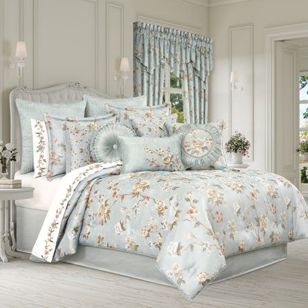 Prestige California King 4Pc. Comforter Set Spa