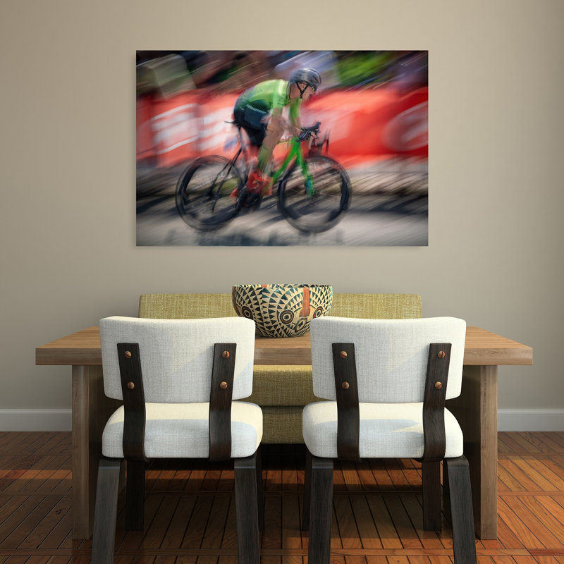 «Speeding Green Cyclist», reproduction d'art murale contemporaine, 32" H x 48" W