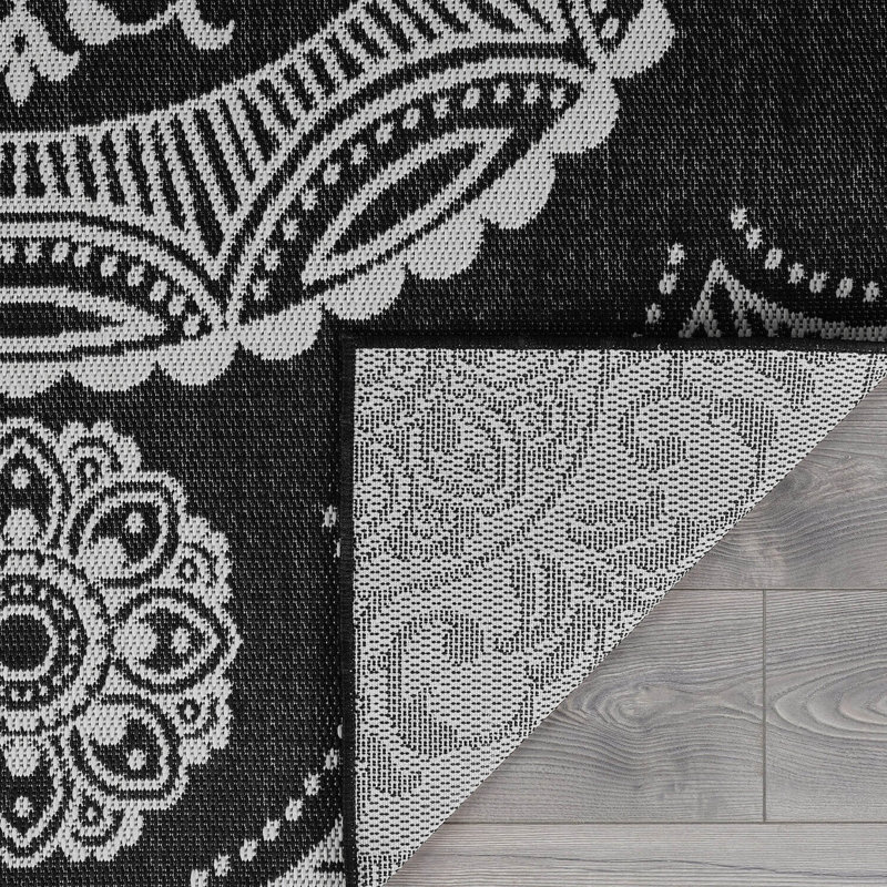 Waikiki Geometric Indoor/Outdoor Rug, Rectangle 6' x 9'