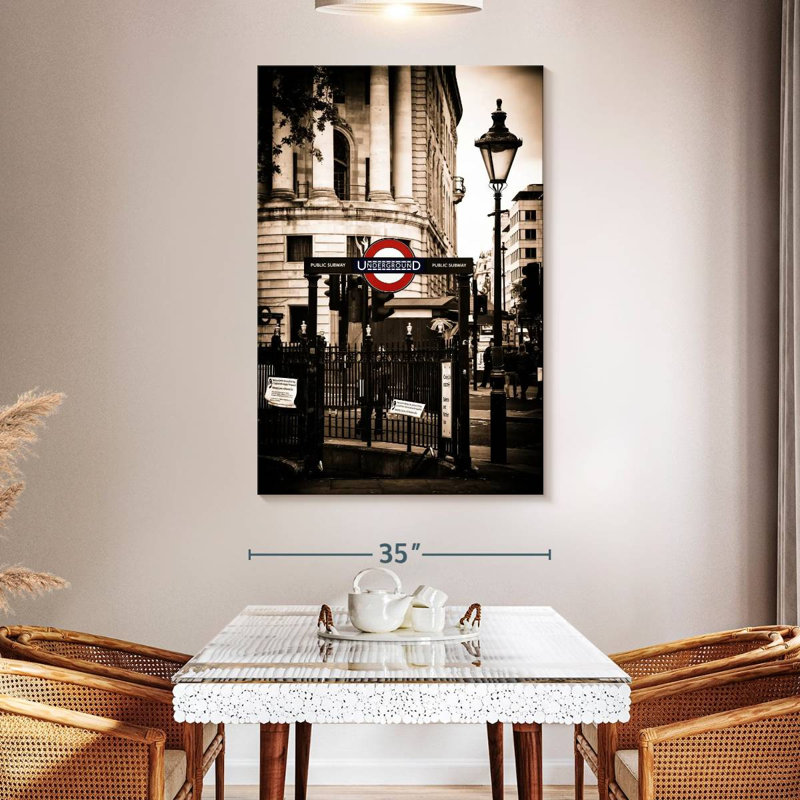 Enseigne de métro Sireci London, H 51 po x l 34 po