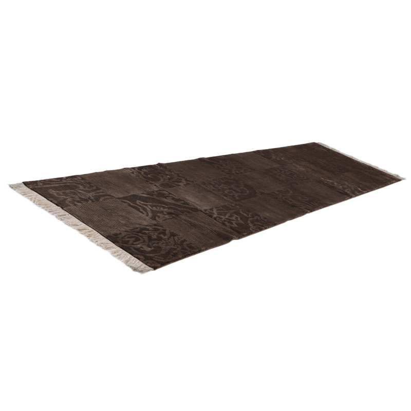 Tapis de couloir brun clair