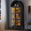 Grand garde-manger arqué de 71 po avec lumières DEL, armoire de rangement de style campagne moderne avec tablettes ouvertes et réglables