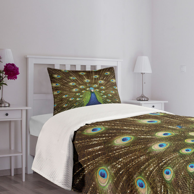 Twin White Quilted Bedspread Set with Peacock Design