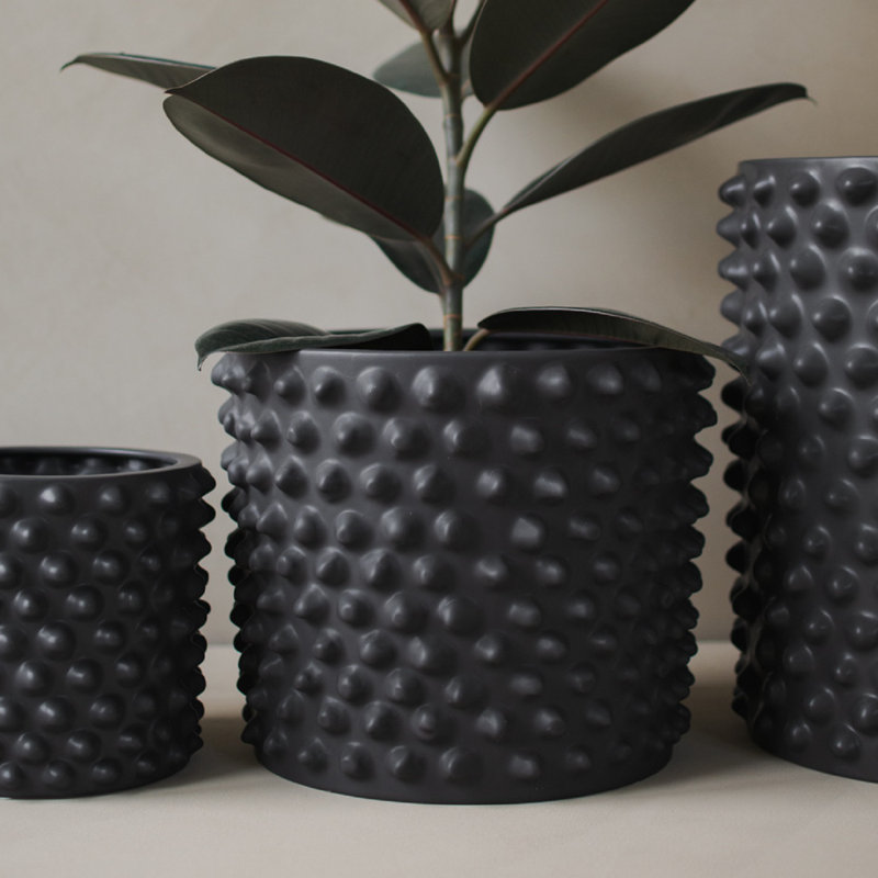 Vase de table en céramique Genesta, Noir, H 9,84 po x l 11,81 po x P 11,81 po