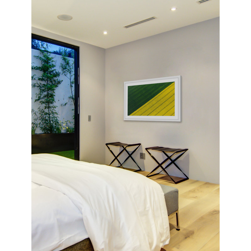 «Green And Yellow Crops», reproduction d'art encadrée, H 20 po x l 30 po x P 1,5 po