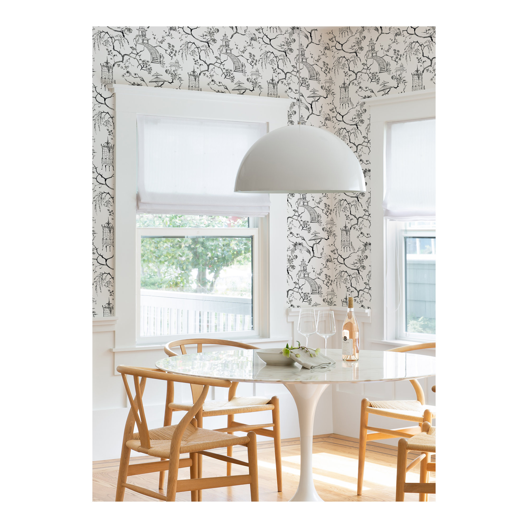 Breene NON-PASTED,UNPASTED Floral Wallpaper, Black