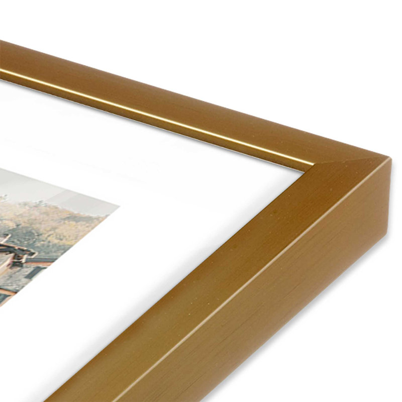 Imprimé Village Reflections, Cadre simple en or poli, H 15,25 po x l 12,25 po x P 1,25 po