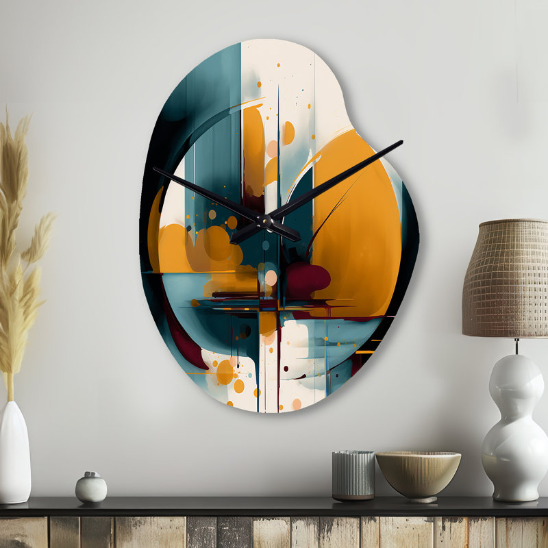 Exploration de motifs abstraits II - horloge géométrique asymétrique en métal, impression d'horloge murale de forme unique jaune