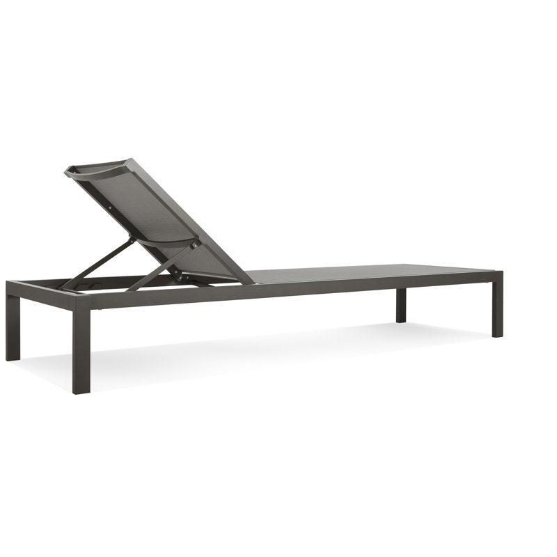 Skiff Outdoor Sun Lounger Single Chaise, Carbon