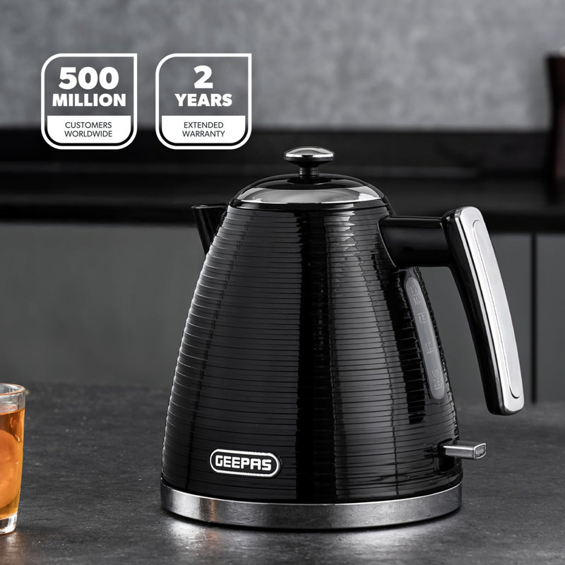 GEEPAS 1.5L Filter Coffee Machine, 1.7L Electric Kettle & 4 Slice Toaster Combo Set | 900W Programmable Drip Coffee Maker | 1600W Bread Toaster 7 Browning Levels | 3000W Rapid Boil Cordless Jug Kettle