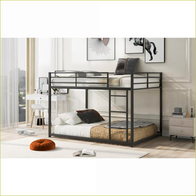 Lit superposé double au dessus d'un lit double - Conception robuste et peu encombrante pour les petites chambres, noir