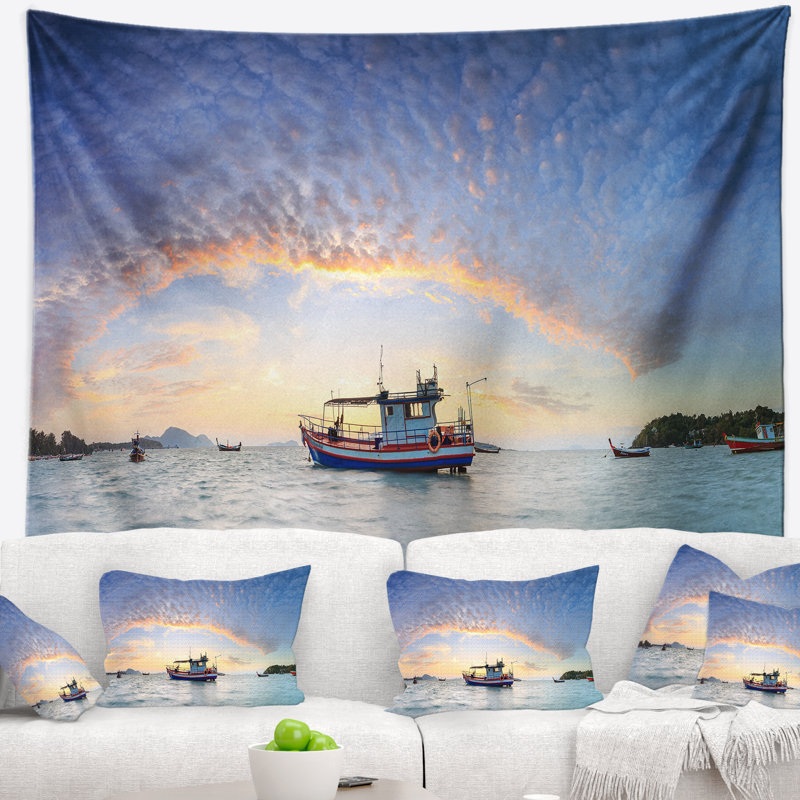 Tapisserie de plage phuket à seascape de bateau de pêche au soleil, H 78 po x l 92 po