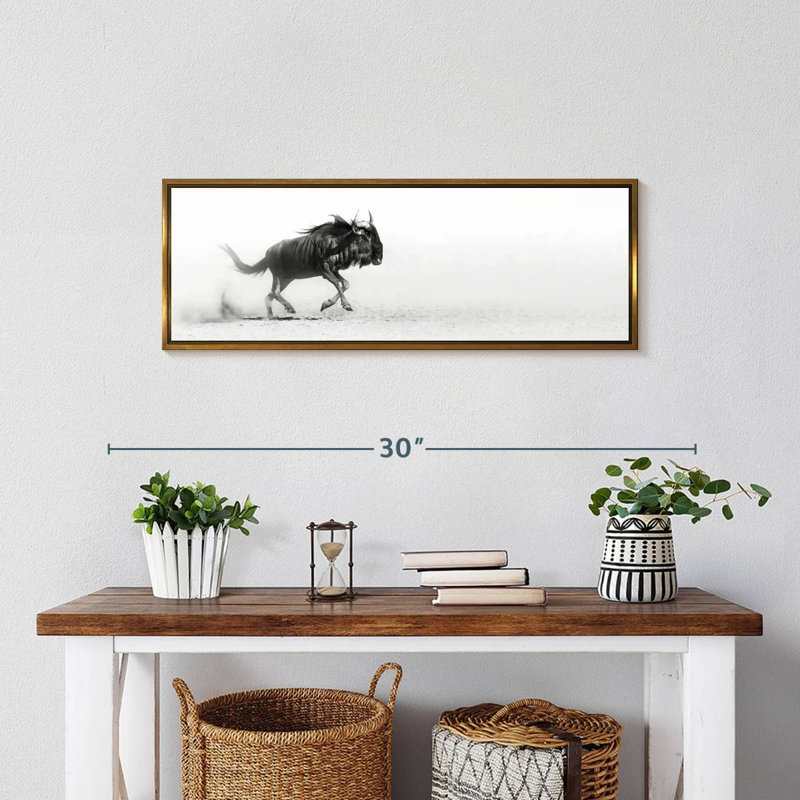 Safari gnou, 25" X 9", Floating Frame Gold