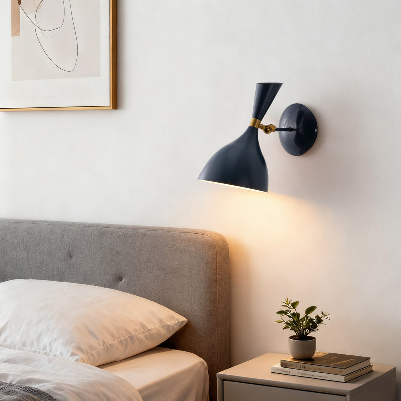 Bloomsdale 1 - Light White/Brass Gold Wallchiere, Navy