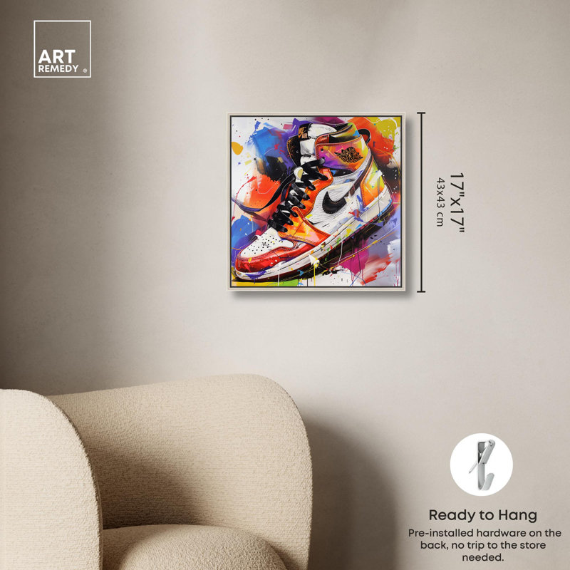 «Bright Bold Splash Sneaker», impressions sur toile par Art Remedy, H 17 po x l 17 po, Argent argent