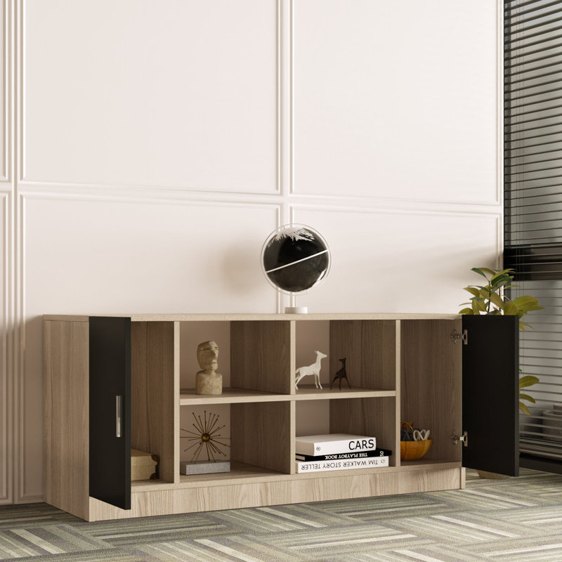 Cayl 61.8cm Kitchen Pantry, Oak/Black