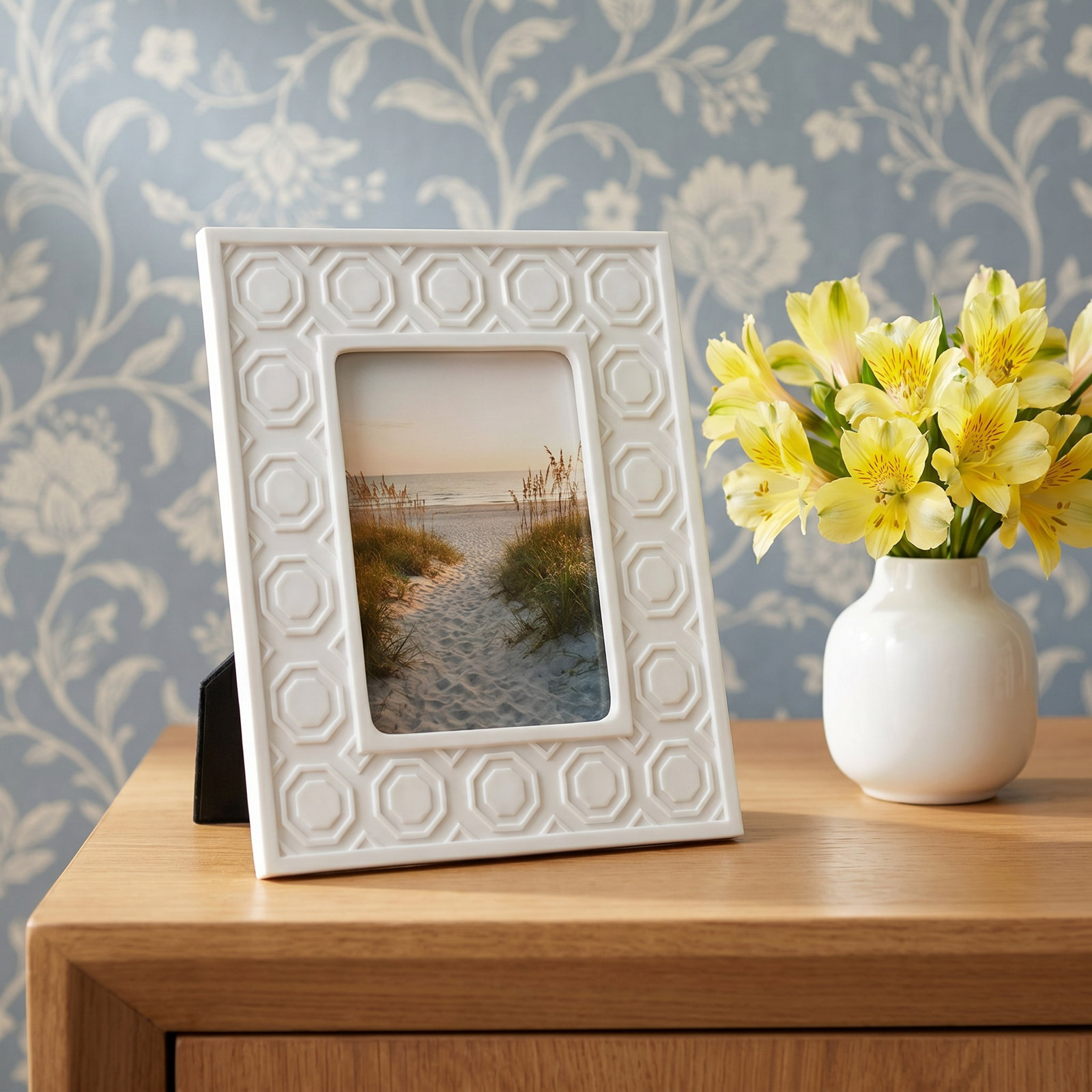 Charade 5" x 7" Picture Frame