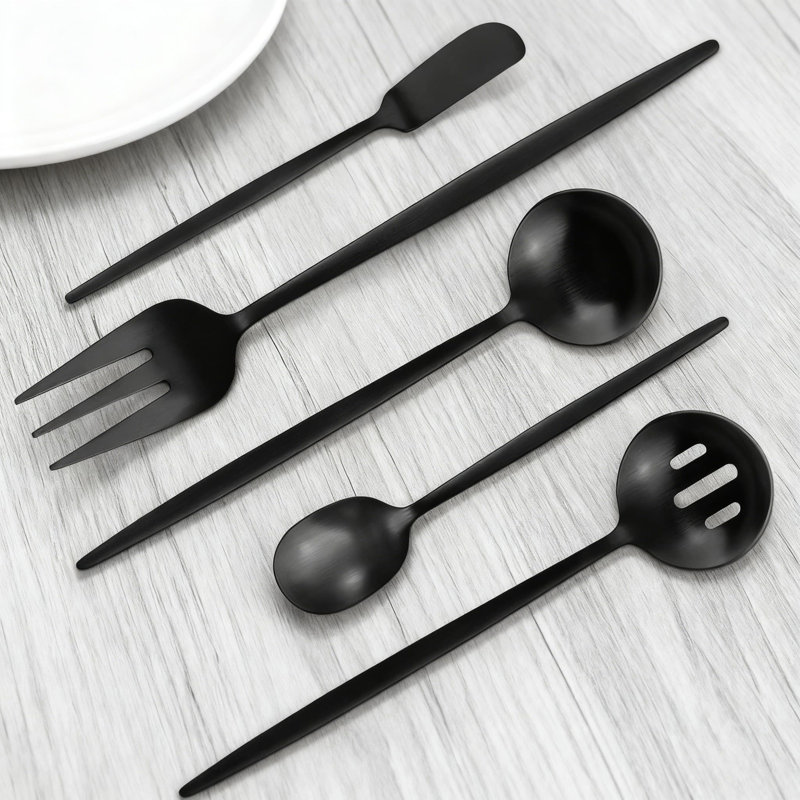 Ensemble de service 5 pièces argenterie mat, ustensiles ronds en acier inoxydable avec finition satinée, couverts allant au lave-vaisselle