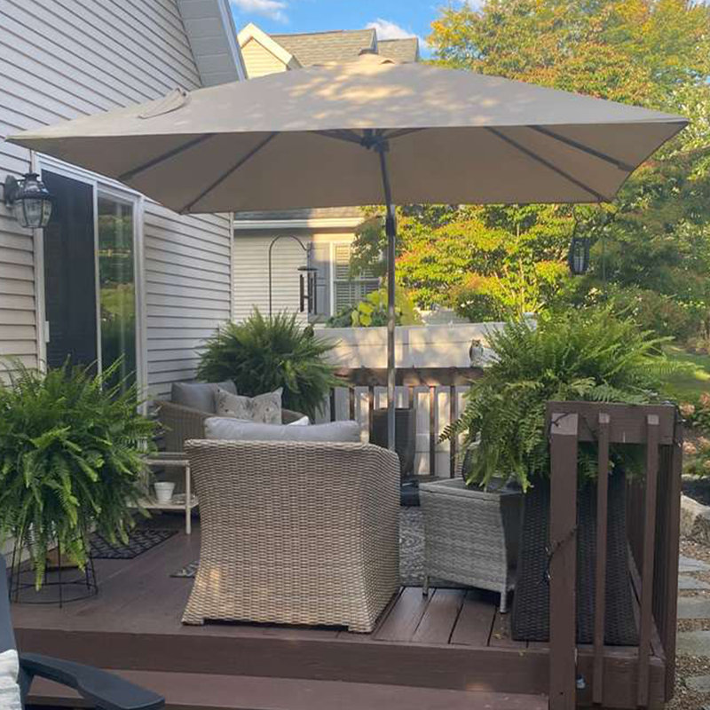 Parasol en porte-à-faux carré 8 'taupe avec base et rotation à 360 degrés, Taupe