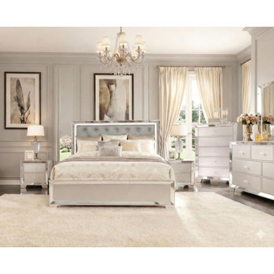  6 Pieces Bedroom Set, Queen