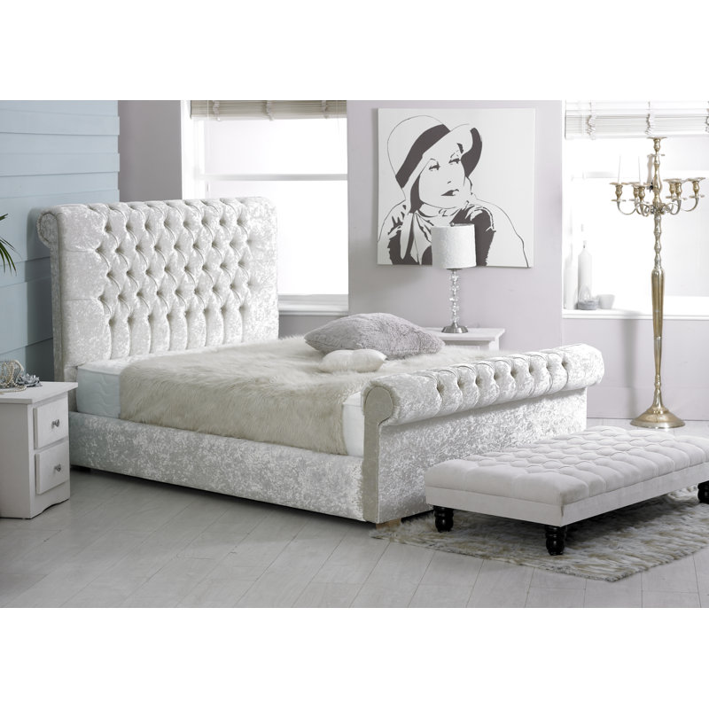 Metcalf Upholstered Bed, Single (3'), Black Crush