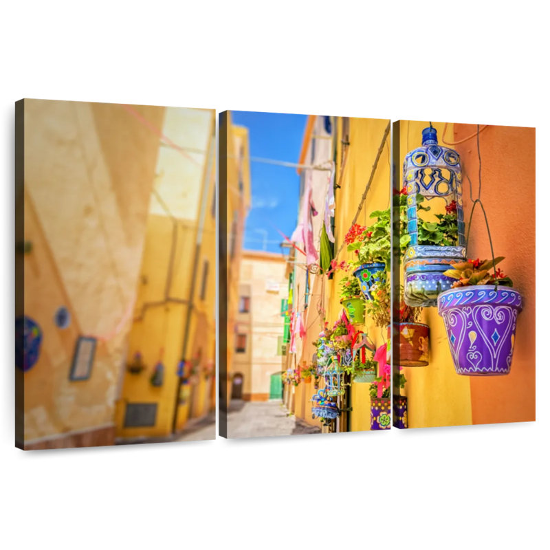 Allée florale Sireci Sardinia, H 14 po x l 23 po
