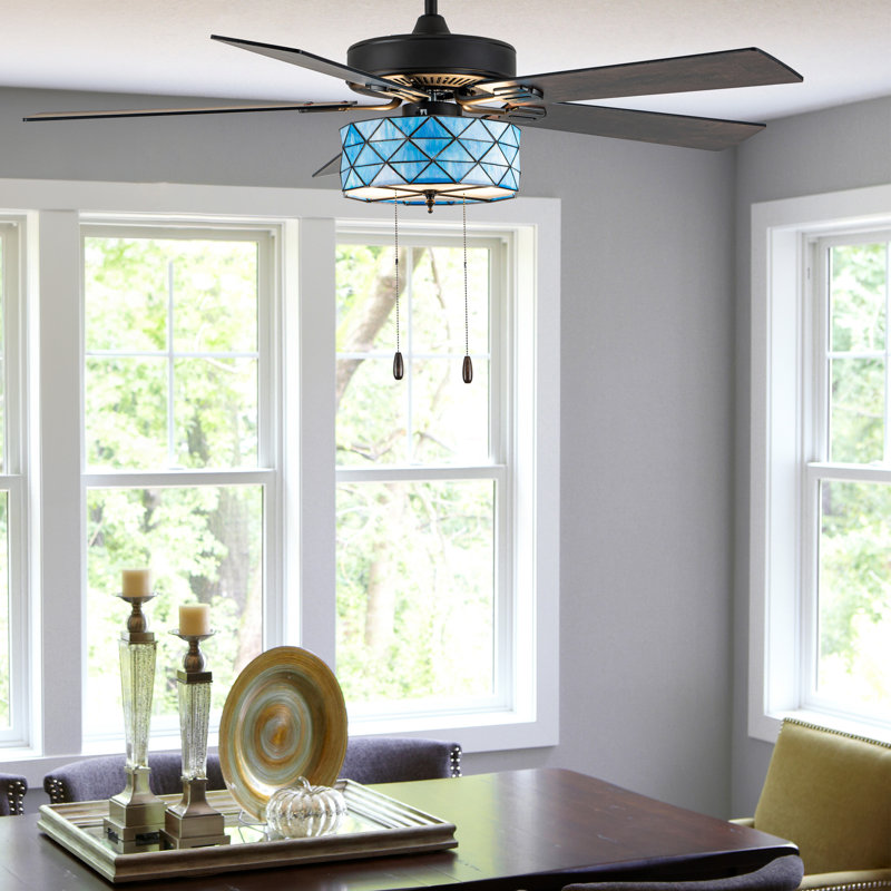 Ventilateur de plafond 52 po. Lark Tiffany