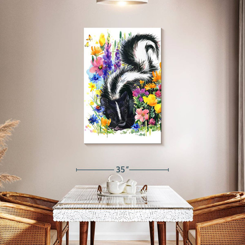 Brampt Floral Skunk, 45" H x 30" W