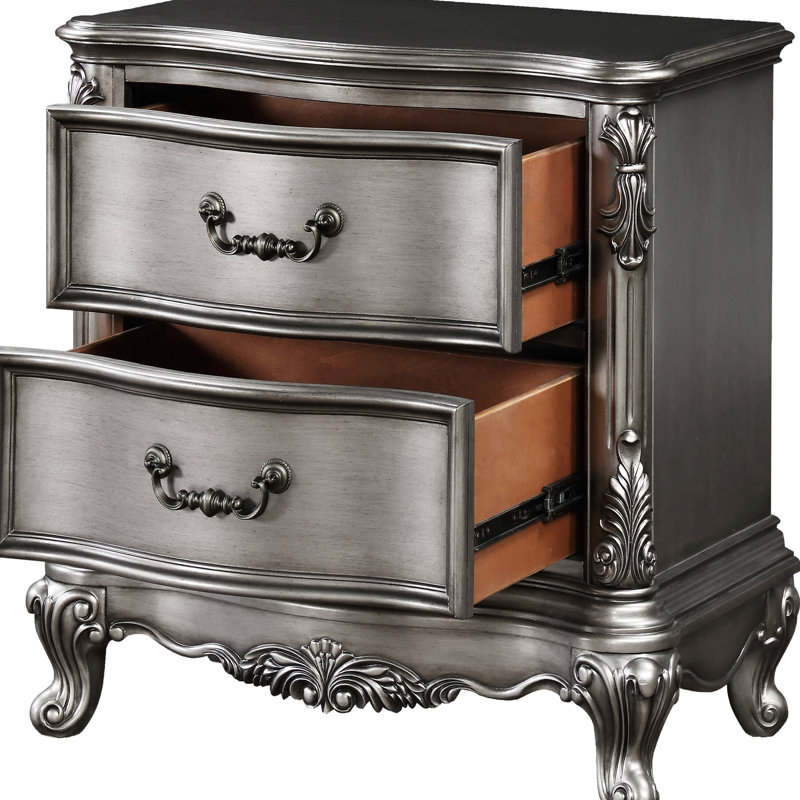 Table de chevet antique en platine avec 2 tiroirs doublés de feutre et Classic Elegance 2 en gris pour une chambre à coucher