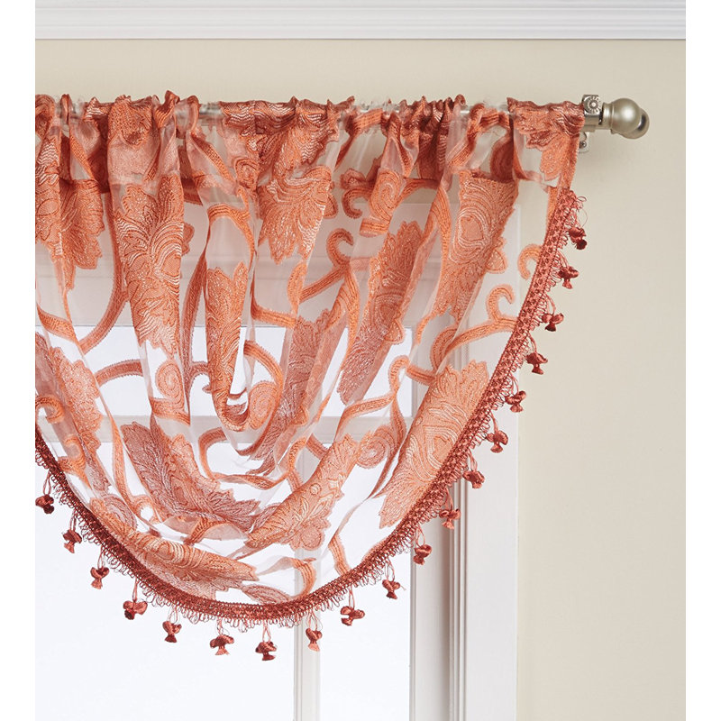 Cantonnière 57 po Kelliher Scroll Elegance, Épice