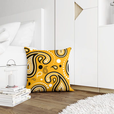 Polyester Throw Square Indoor/Outdoor Pillow Cover & Insert