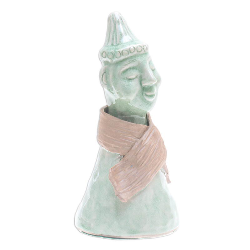 Sculpture en céramique Hill Tribe Man Celadon