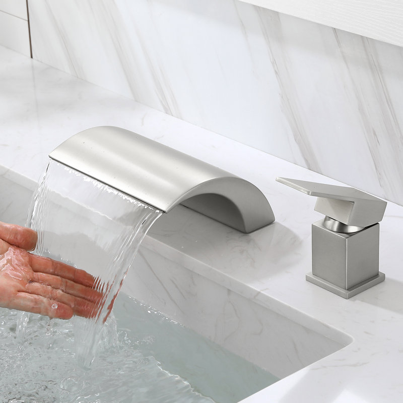 Single-handle Bathroom Faucet, Brushed Nickel