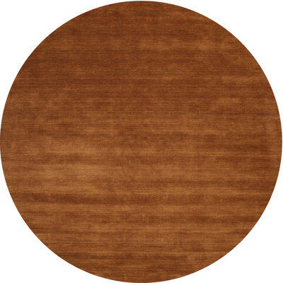 Tapis brun contemporain
