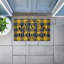Tapis de porte pour l'extérieur imprimé à carreaux jaune Let's Go Adventure, design par Angela Nickeas, 18 po x 30 po