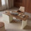 Bureau minimaliste léger et luxueux