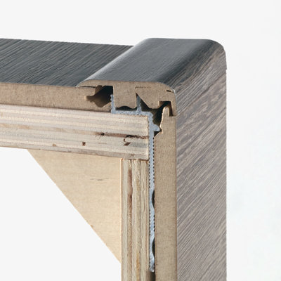 Metal 2.8'' W x 84.6'' L Stair Nose
