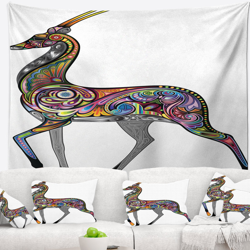 Tapisserie antilope colorée, H 50 po x l 60 po