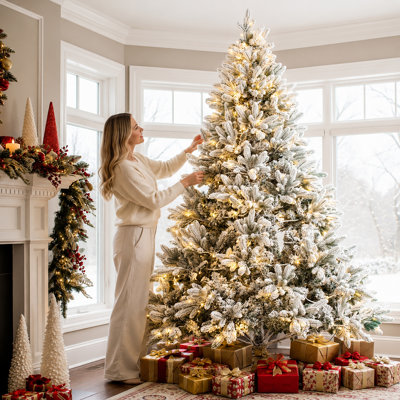 240' H Christmas Tree