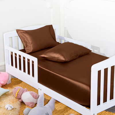 Paquet de 1 drap-housse pour lit de bébé à poche profonde en satin de qualité supérieure, 28 po x 52 po