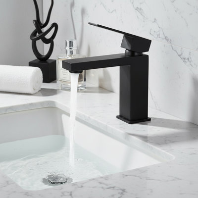 Modern Single Handle Bathroom Faucet