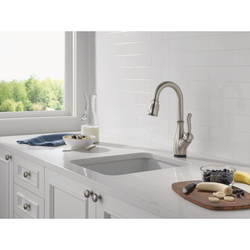 Robinet de bar / de préparation avec technologie sans contact Leland Touch2O, Acier inoxydable Spotshield