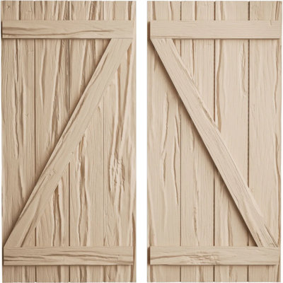 Volets rustiques en bois à quatre planches