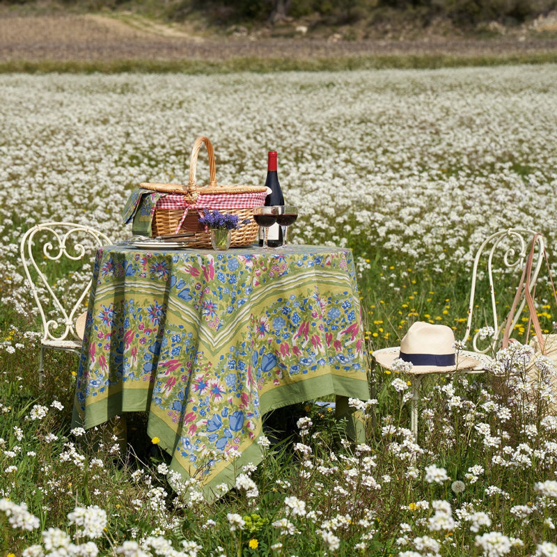 Jardine Tablecloth, 59" Square