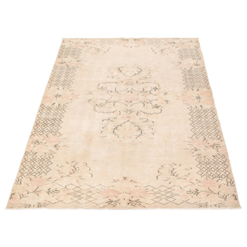 Tapis unique en laine noué à la main de style ivoire des années 2000 5 pi x 8 pi 6 po Danuel